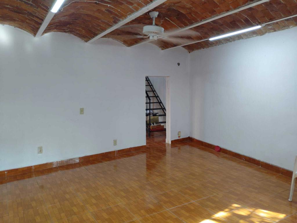 A- N Avenida Santiago Property Photo 52