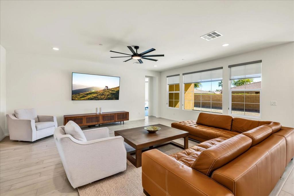 81835 Vida Bella Drive Property Photo 13