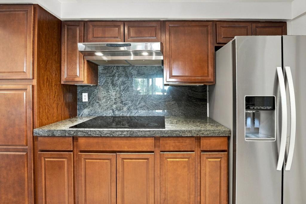 900 Island Drive 105 Property Photo 23