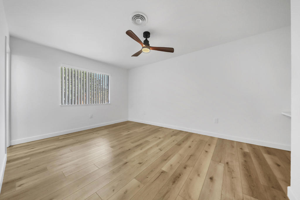 43415 Illinois Avenue Property Photo 17