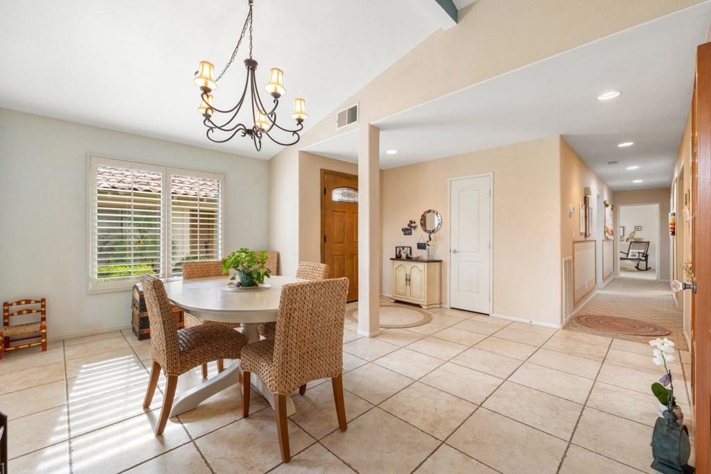 414 S Sierra Madre Property Photo 9