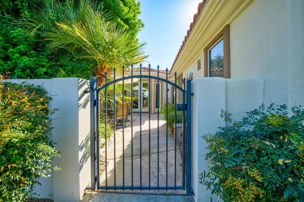 50500 Cypress Point Drive Property Photo 10