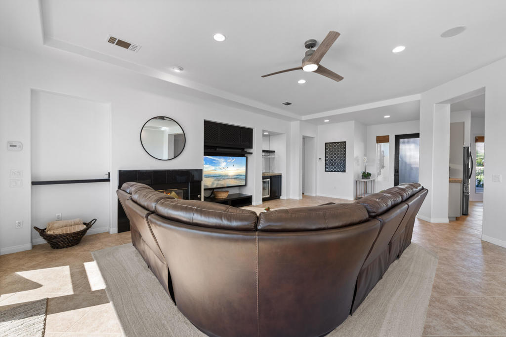 50500 Cypress Point Drive Property Photo 18