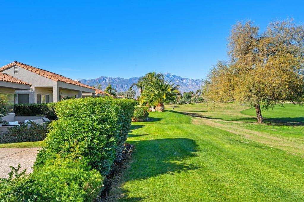 6 Pebble Beach Drive Property Photo 2