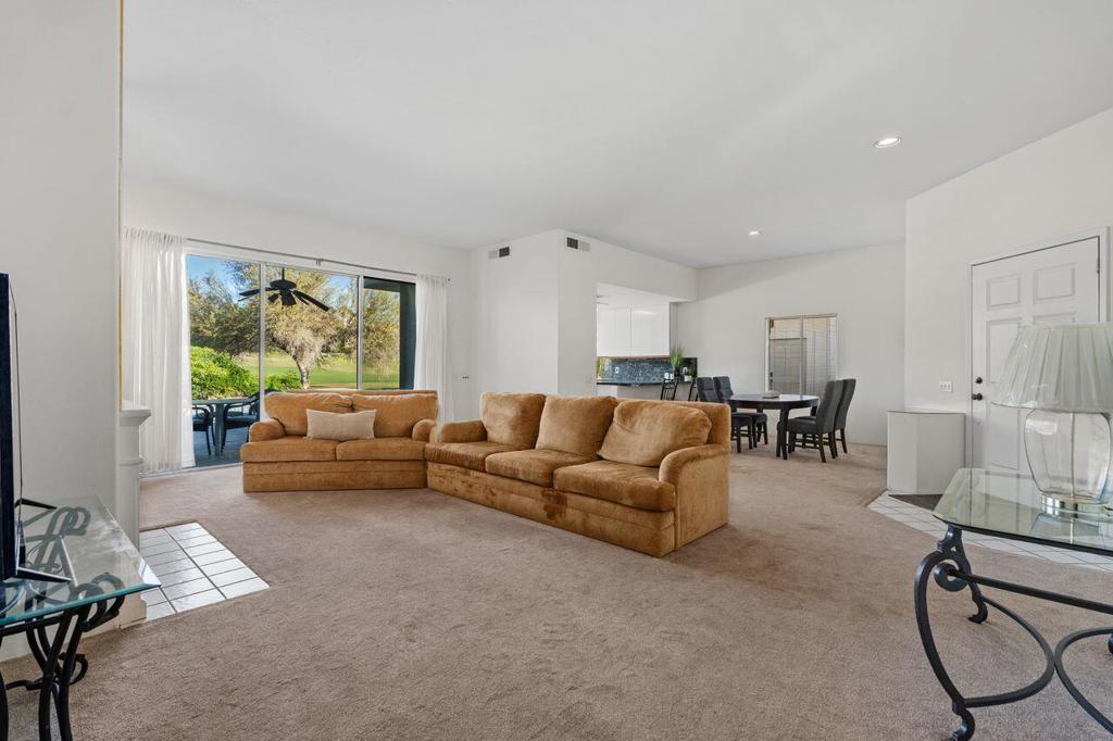 6 Pebble Beach Drive Property Photo 4