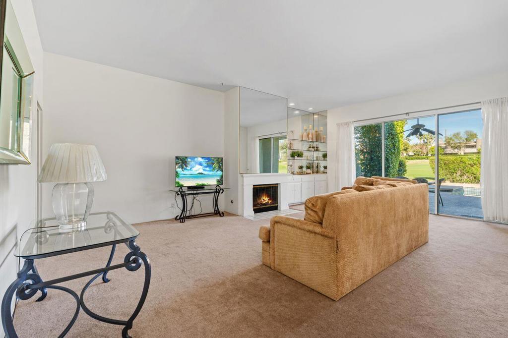 6 Pebble Beach Drive Property Photo 8