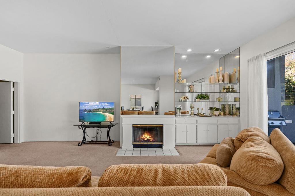 6 Pebble Beach Drive Property Photo 11