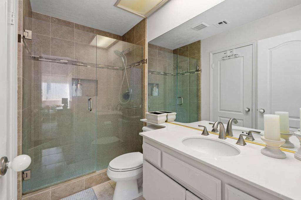 6 Pebble Beach Drive Property Photo 23