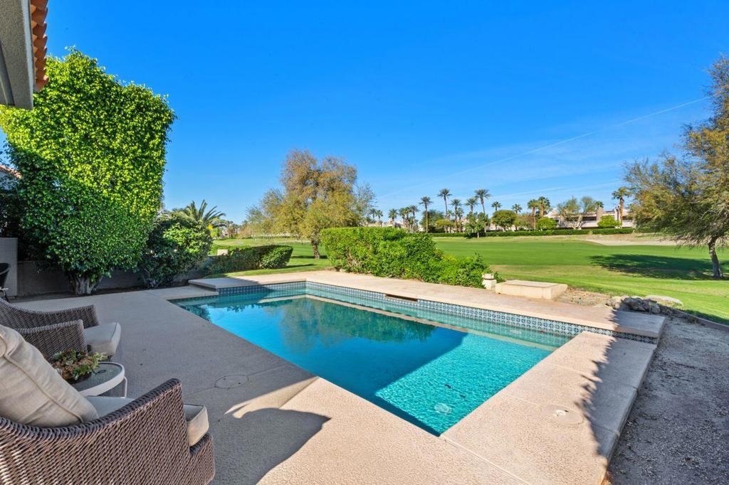 6 Pebble Beach Drive Property Photo 26