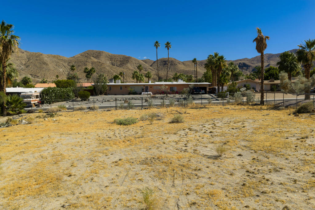 68440 Treasure Trail Property Photo 13