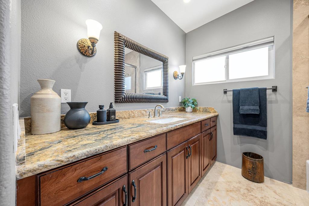 48240 Birdie Way Property Photo 20