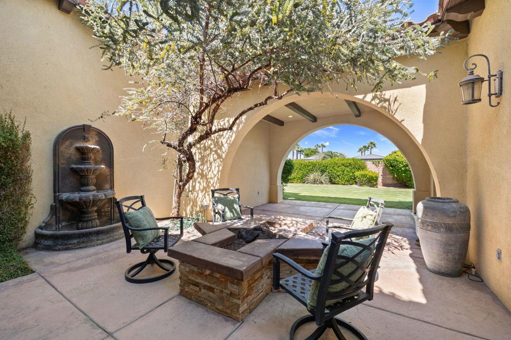 81840 Contento Street Property Photo 1