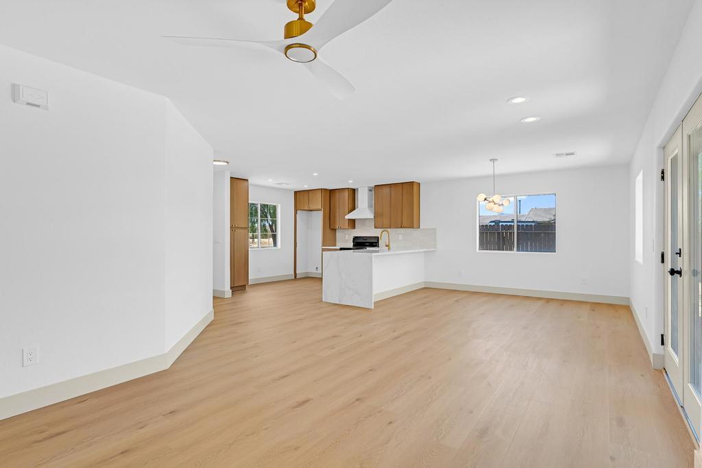 1240 Indian Ocean Avenue Property Photo 9