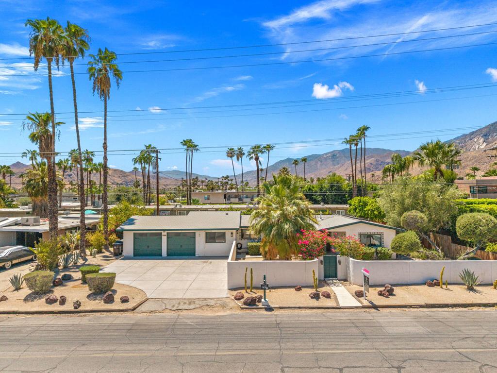 745 E Sunny Dunes Road Property Photo 44