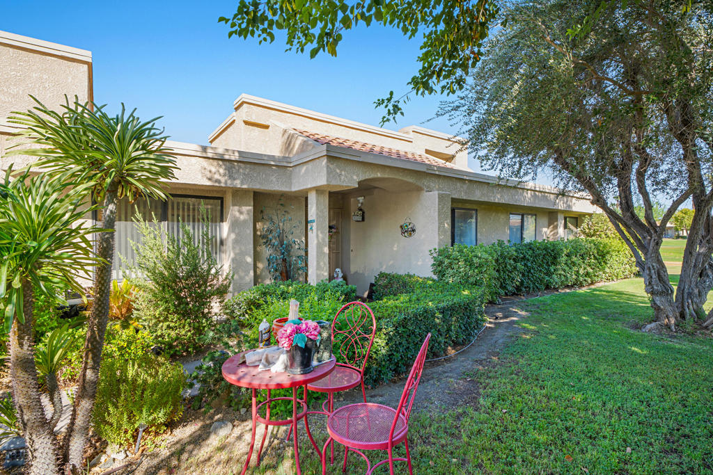 68225 Village Drive Property Photo 1