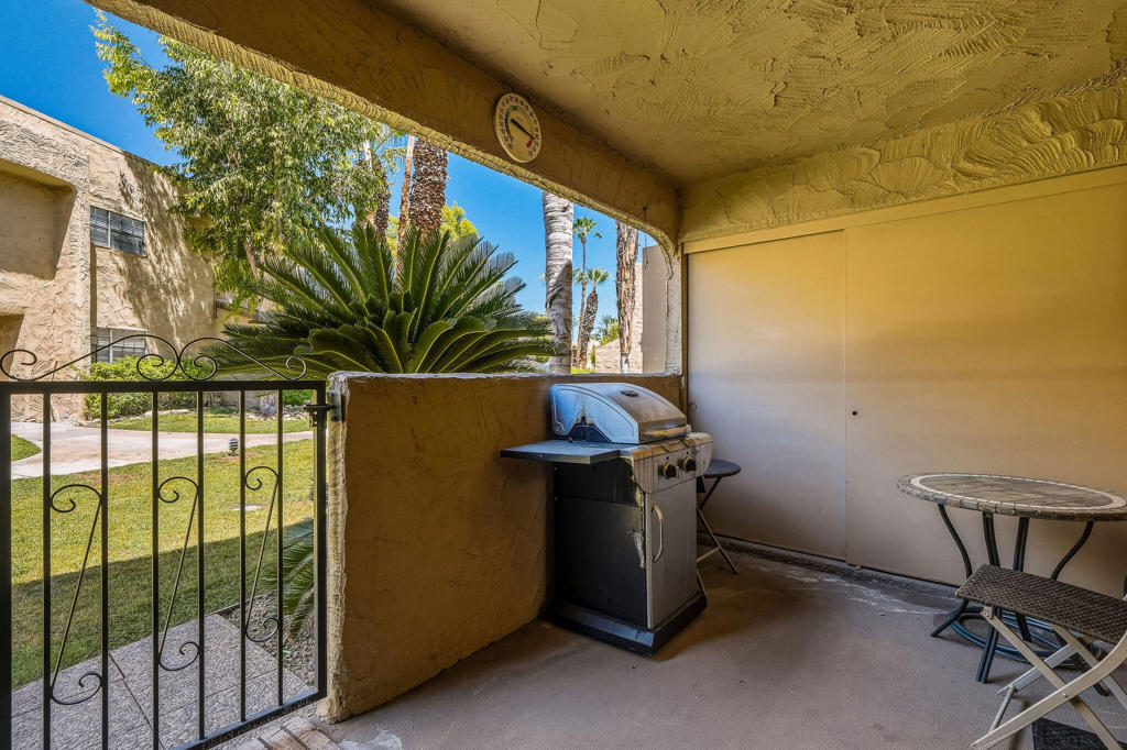 5300 E Waverly Drive D5 Property Photo 20