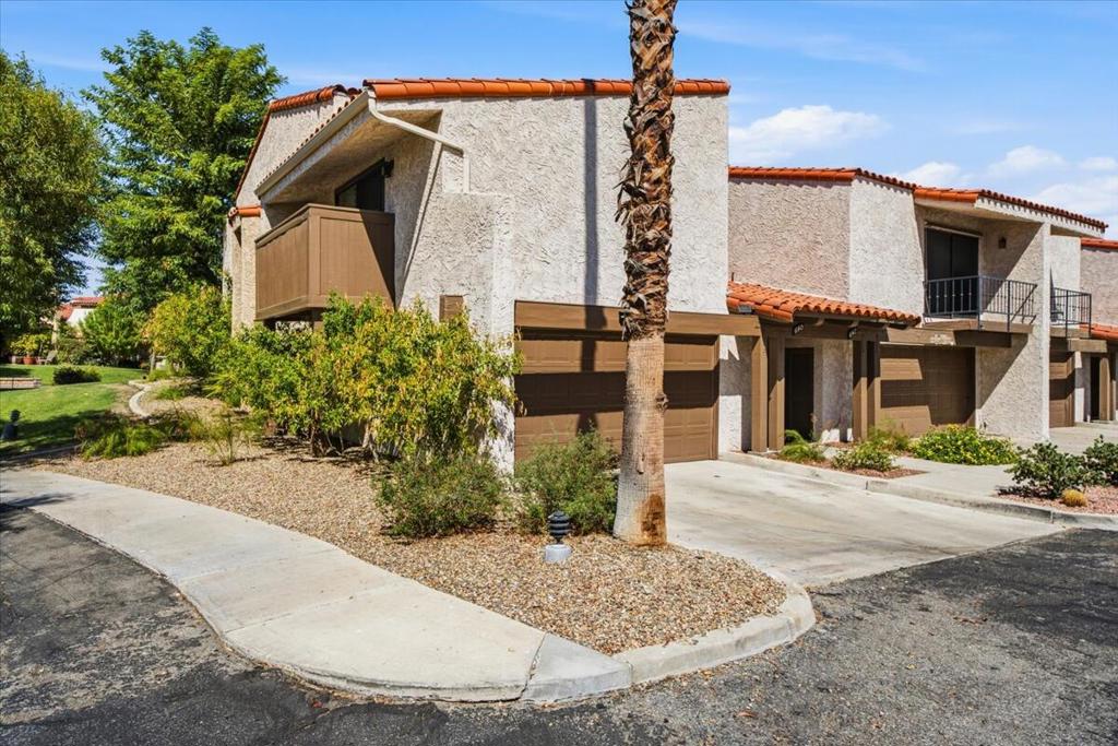 640 S Calle Petunia Property Photo 1