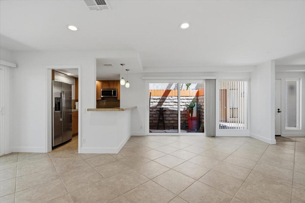 640 S Calle Petunia Property Photo 6