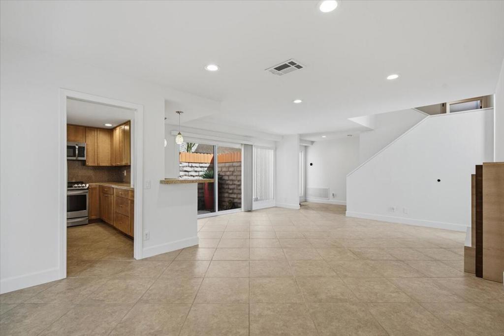 640 S Calle Petunia Property Photo 7
