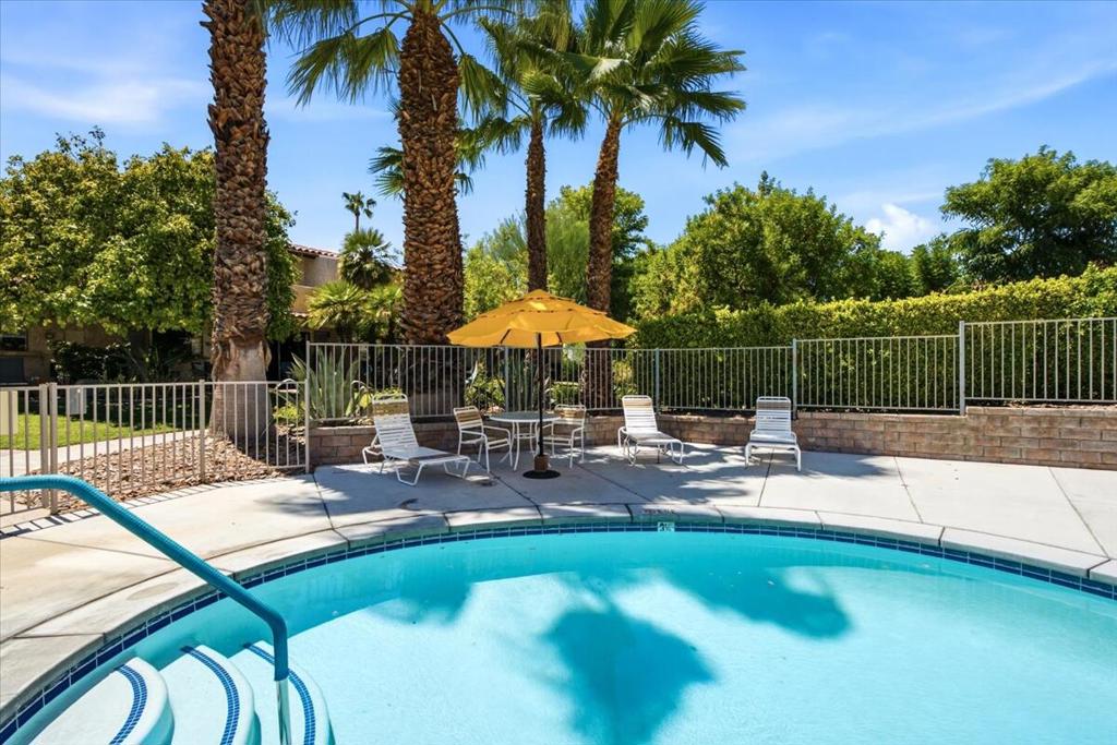 640 S Calle Petunia Property Photo 32