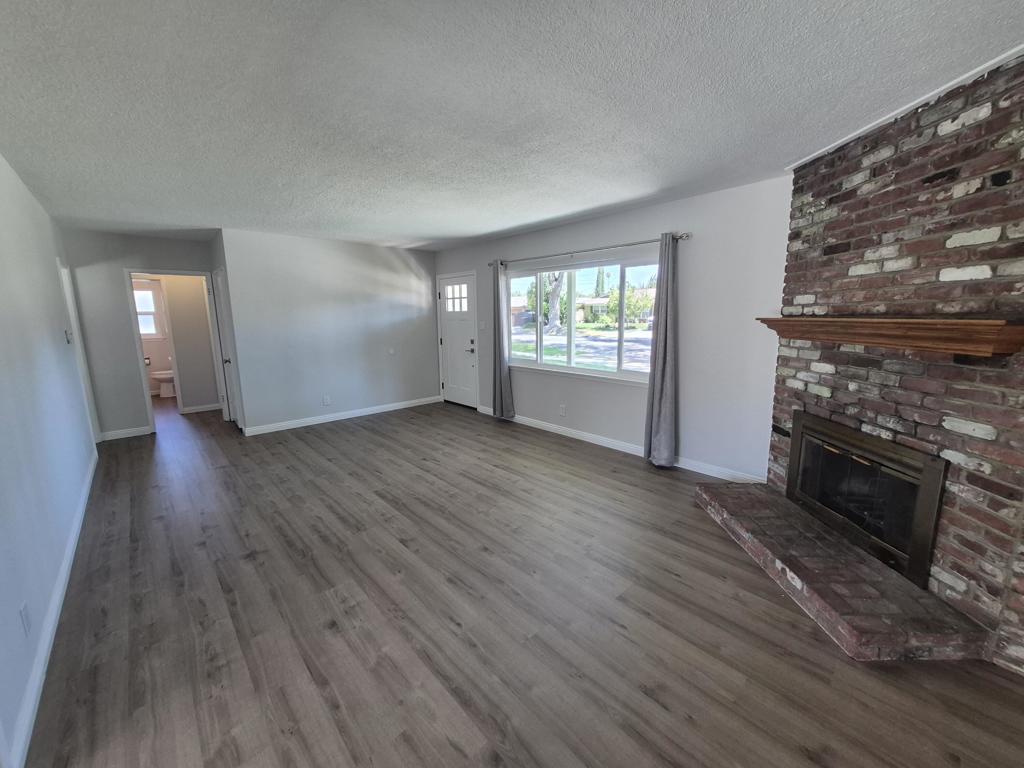 4720 Whipple Road Property Photo 4