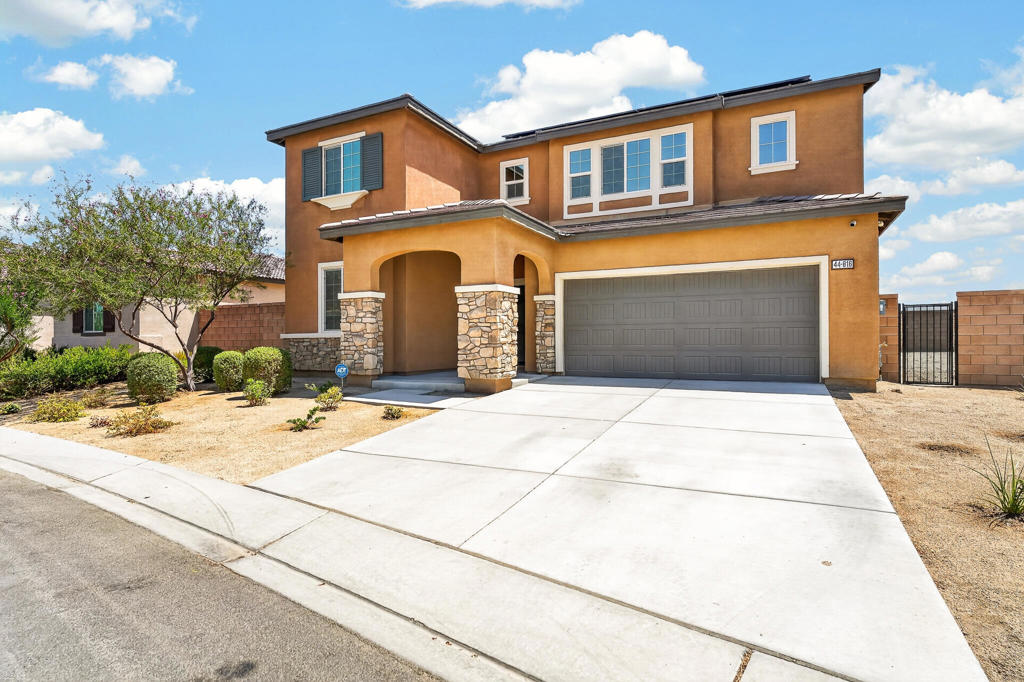 44816 Beringer Drive Property Photo 3