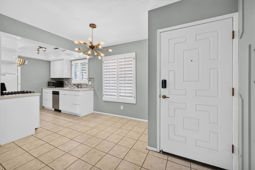 2160 S Palm Canyon Drive 9 Property Photo 11