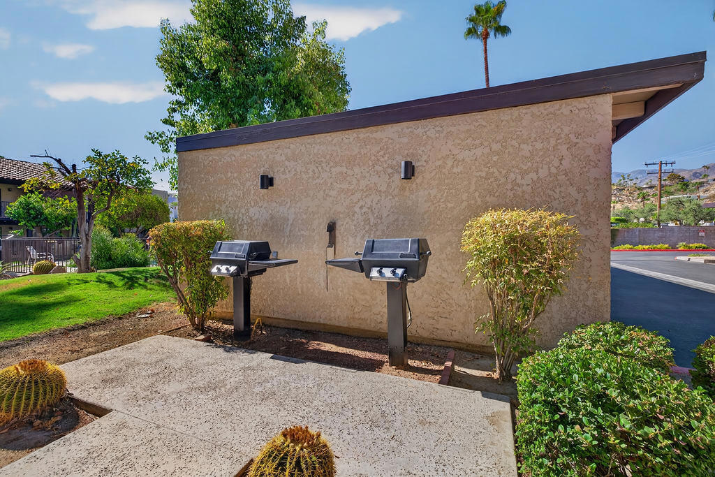 2160 S Palm Canyon Drive 9 Property Photo 19