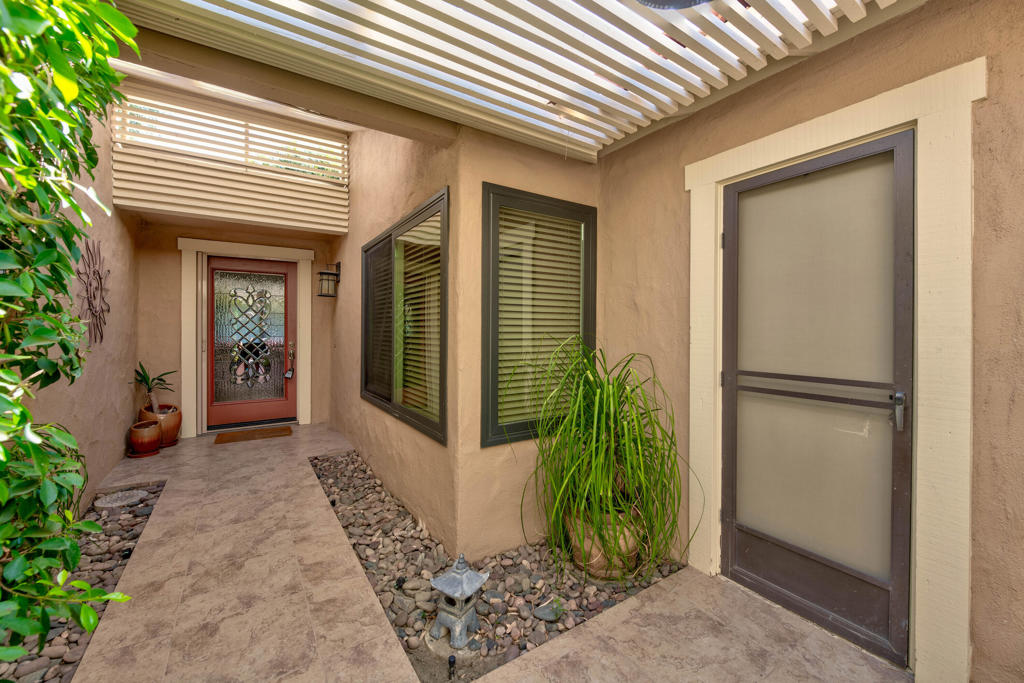 254 La Paz Way Property Photo 1