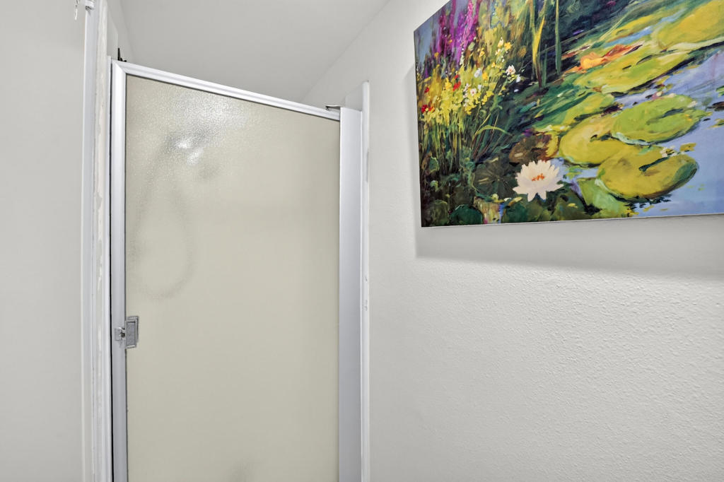 48982 Eisenhower Drive Property Photo 13