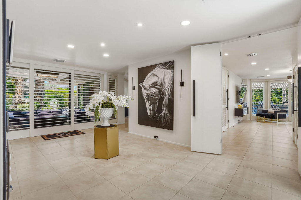 18 Mcgill Drive Property Photo 8