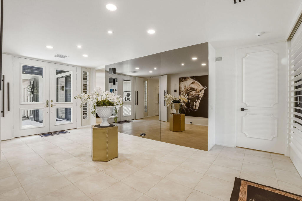 18 Mcgill Drive Property Photo 9