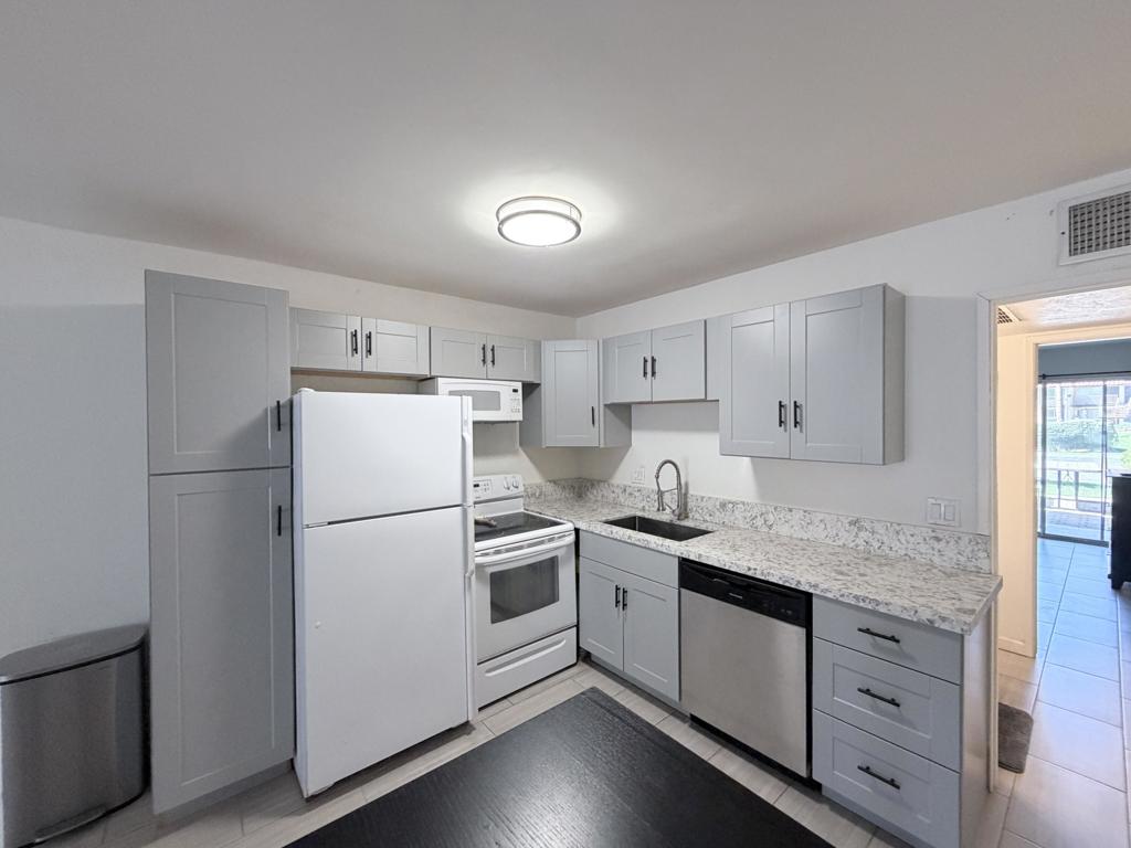 9651 Spyglass Avenue 3 Property Photo 8