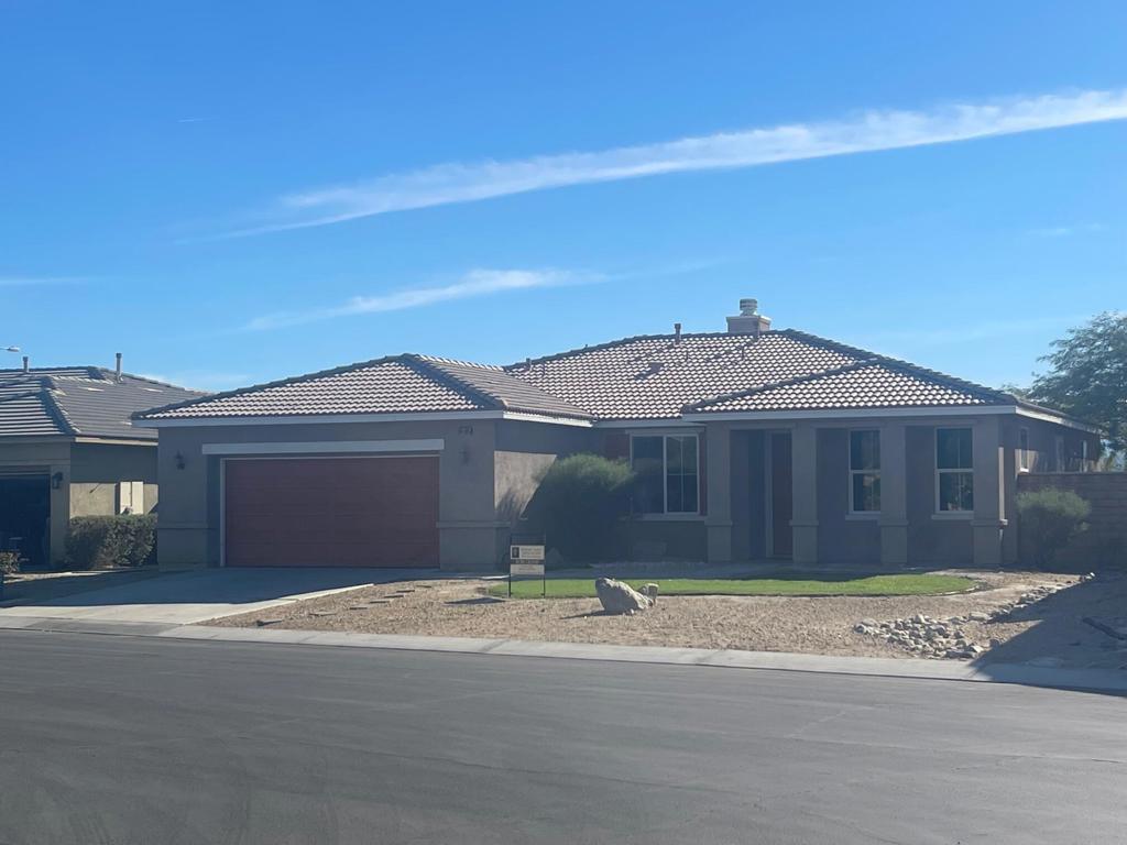 80085 Peak Forest Drive Property Photo 1