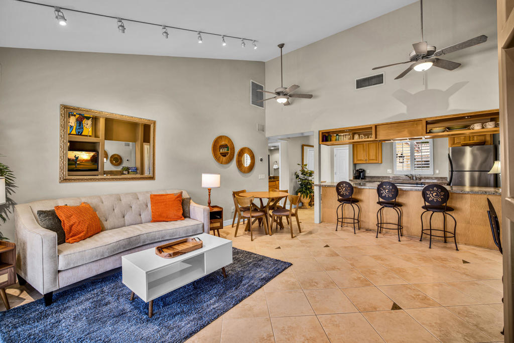 40898 La Costa Circle E Property Photo 5