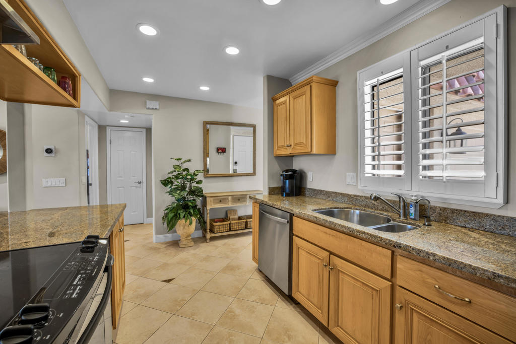 40898 La Costa Circle E Property Photo 13