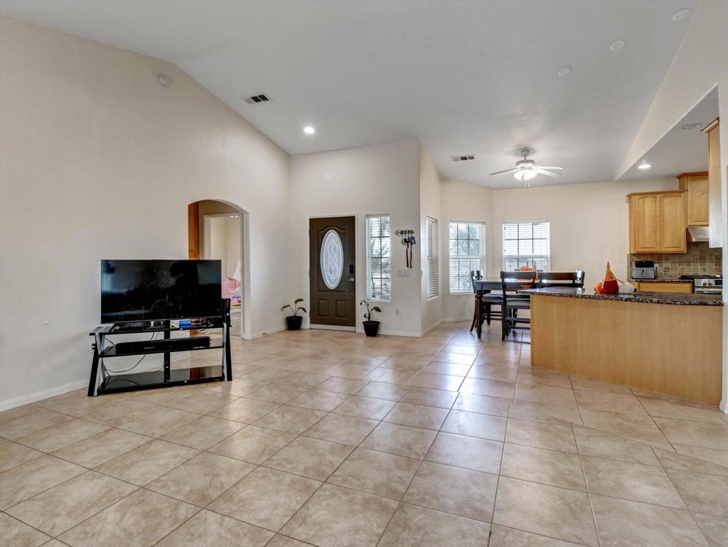 1081 Aberdeen Drive Property Photo 11