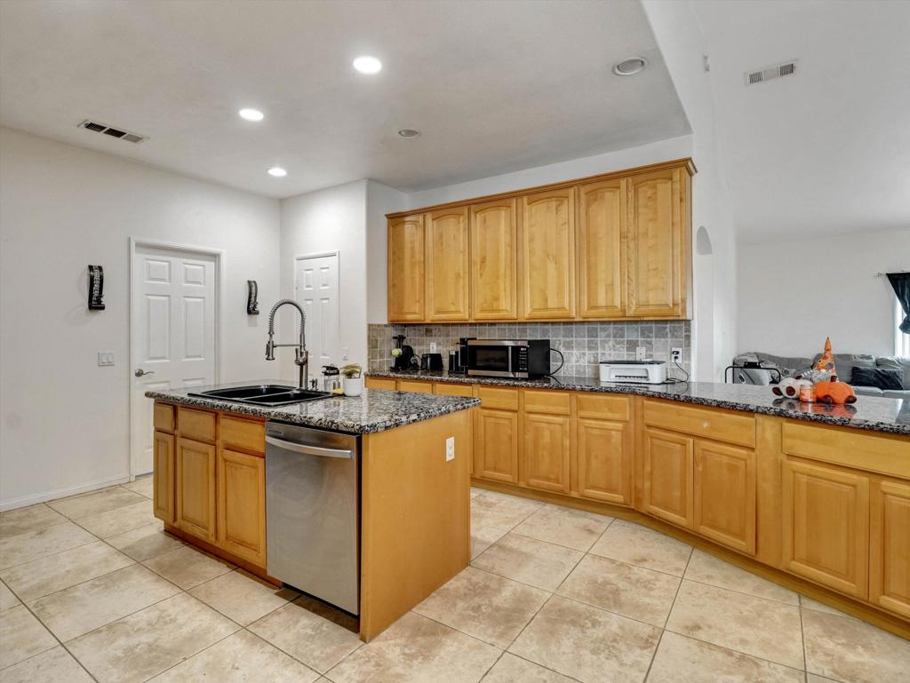 1081 Aberdeen Drive Property Photo 17