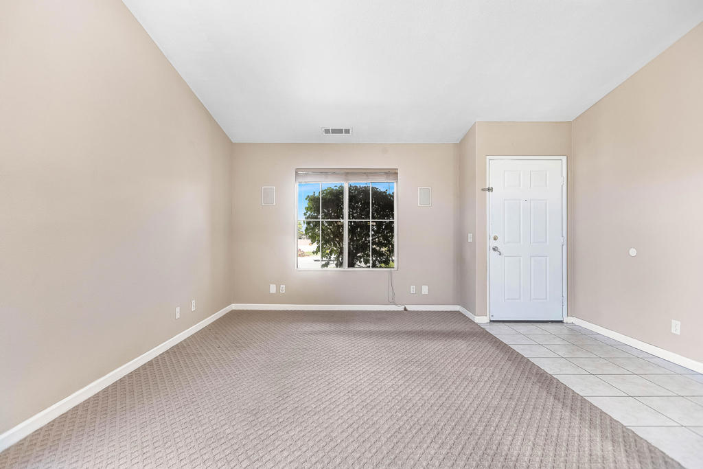 44335 Monticello Avenue Property Photo 9