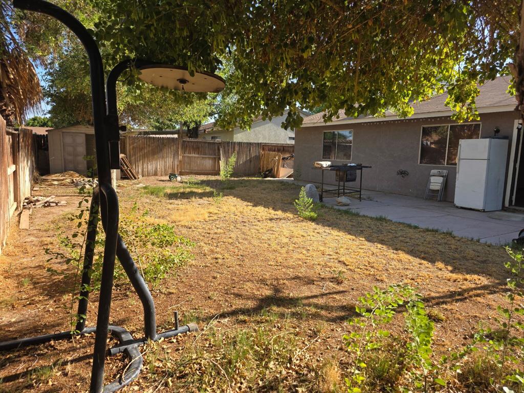 978 Pater Street Property Photo 11