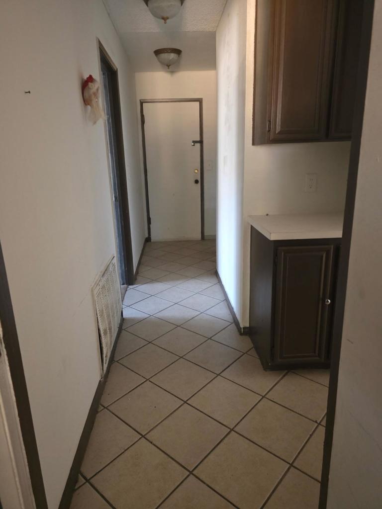 978 Pater Street Property Photo 32