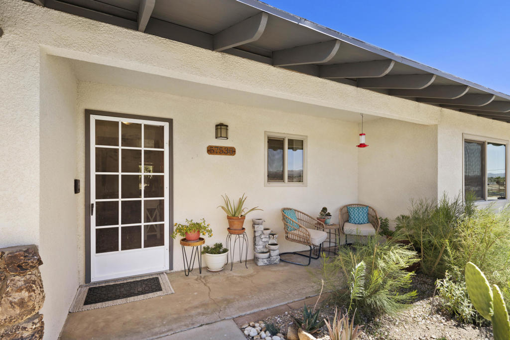 57530 Warren Way Property Photo 3