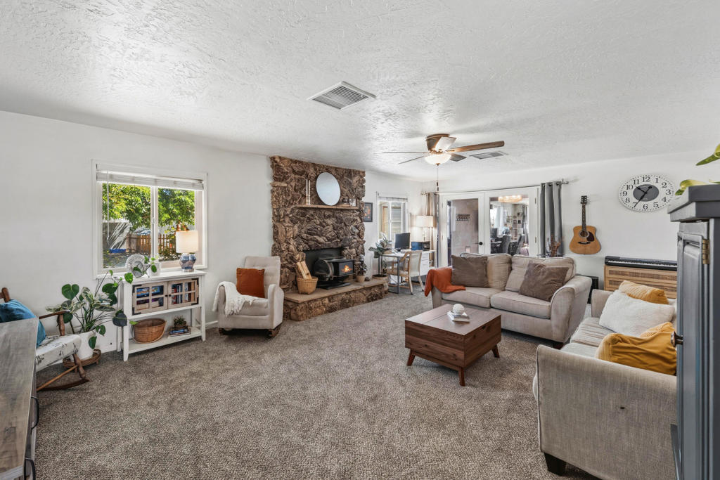 57530 Warren Way Property Photo 7