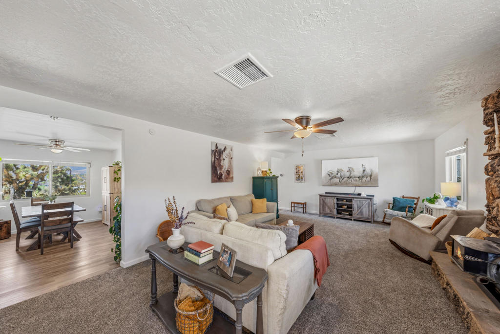 57530 Warren Way Property Photo 10