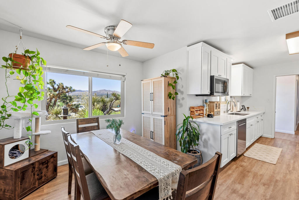 57530 Warren Way Property Photo 13