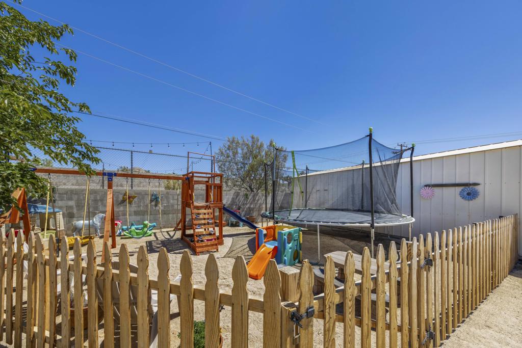 57530 Warren Way Property Photo 32