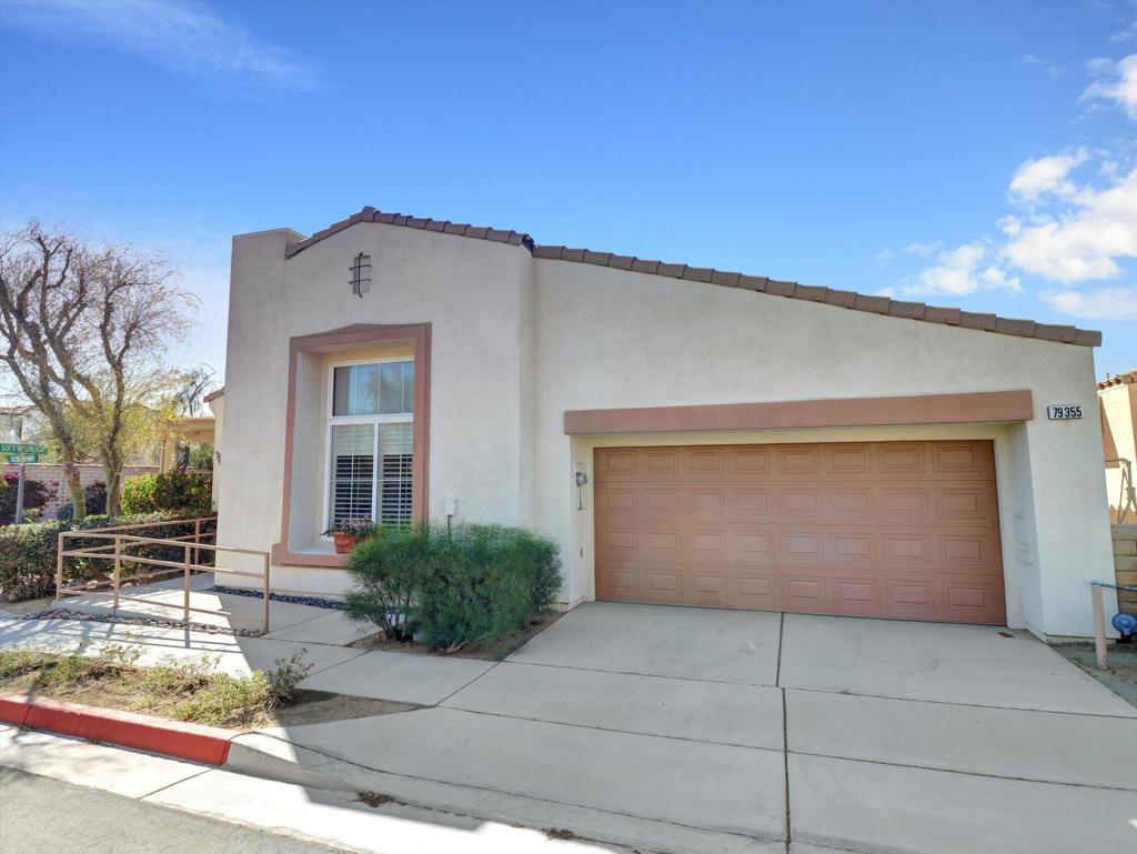 79355 Rose Dawn Property Photo 2