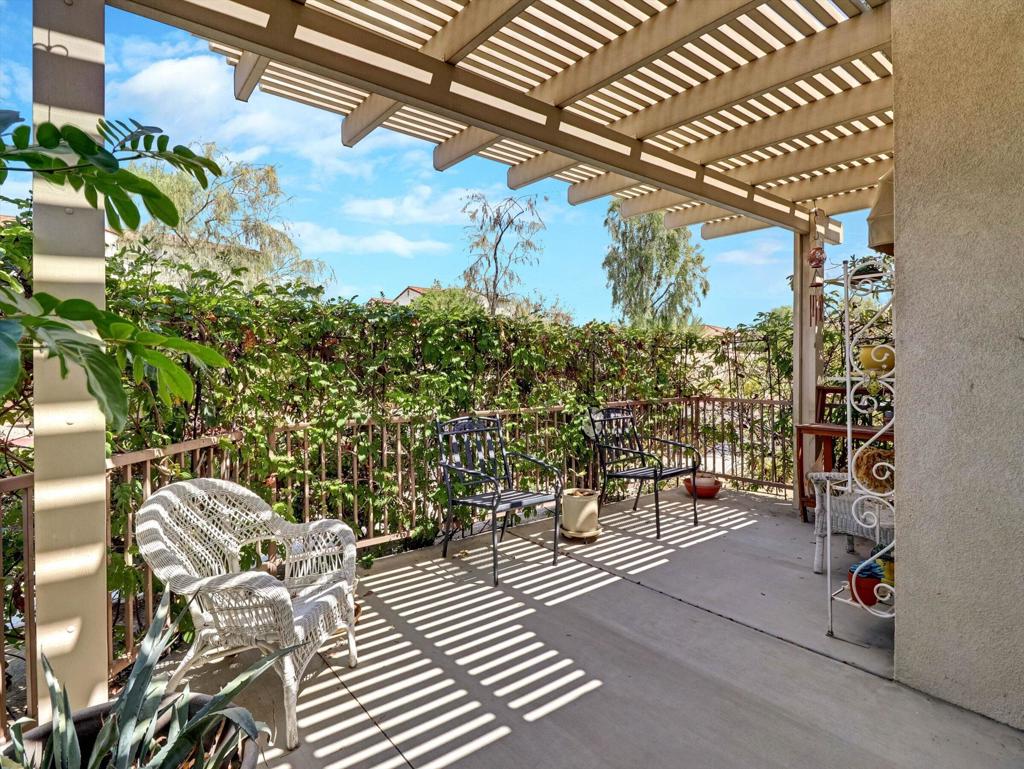 79355 Rose Dawn Property Photo 4