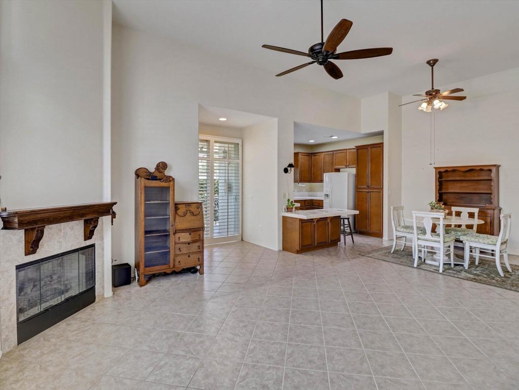 79355 Rose Dawn Property Photo 9