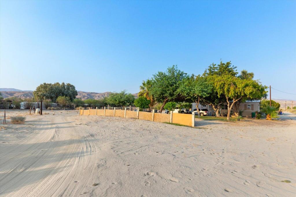 36990 Dune Palms Road Property Photo 2